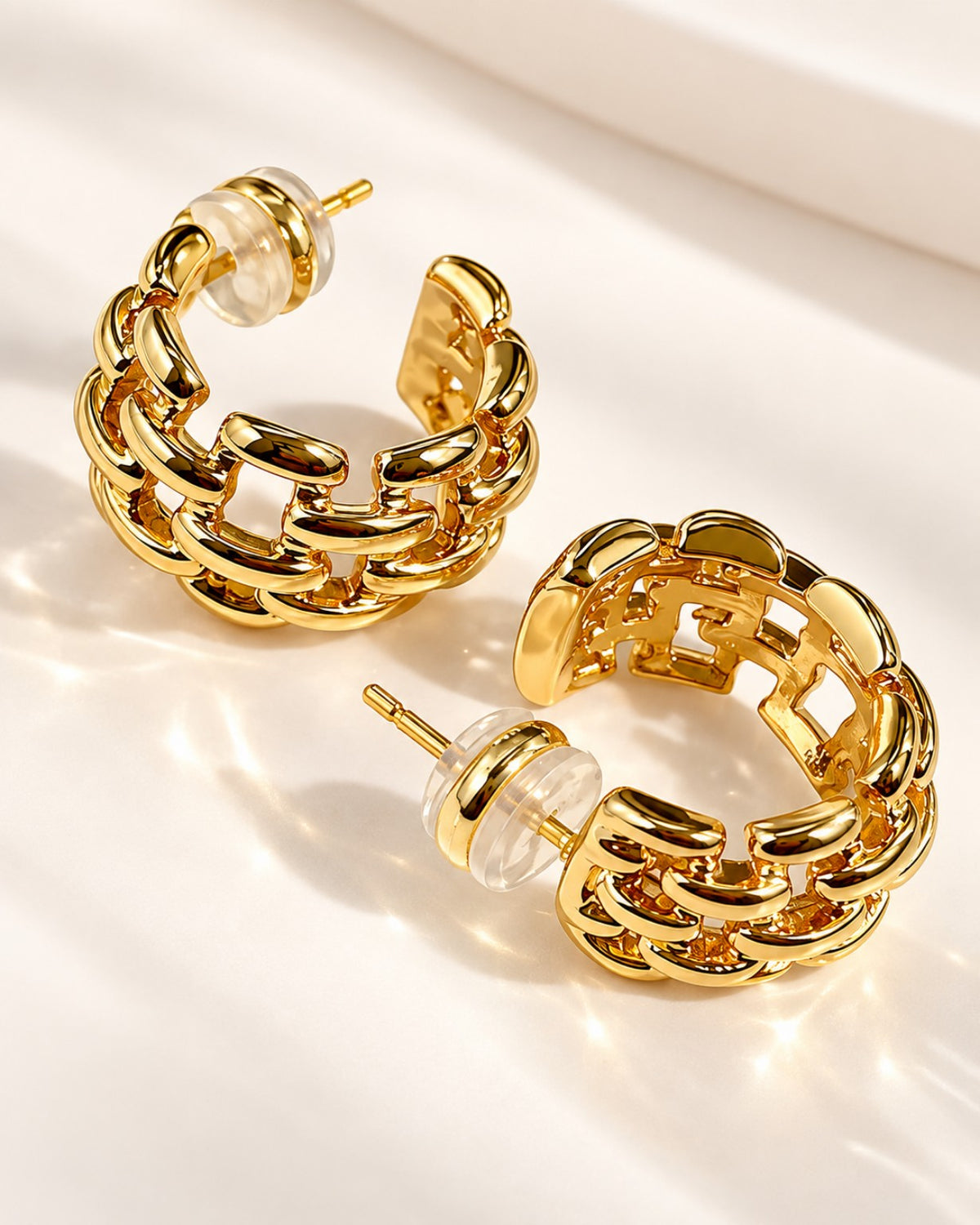 Boucles d’oreilles créoles maille dorées en acier inoxydable